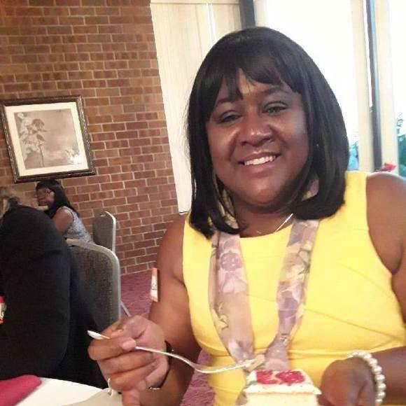 Meet your Posher, Susan - Picture 1 of 1